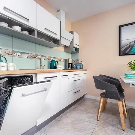 Lazure Przy Lesie-sloneczne Tarasy Dziwnowek-sannel For Rent Appartement *