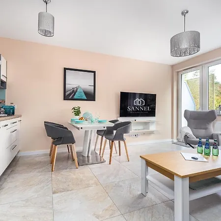 Lazure Przy Lesie-słoneczne Tarasy Dziwnówek-sannel For Rent Dziwnówek