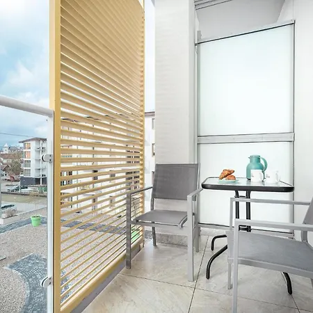 Lazure Przy Lesie-słoneczne Tarasy Dziwnówek-sannel For Rent *