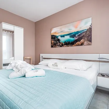 Lazure Przy Lesie-słoneczne Tarasy Dziwnówek-sannel For Rent